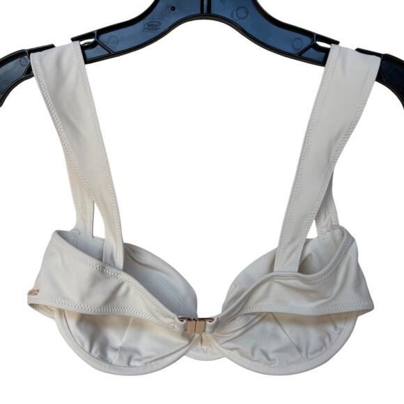 Strawberry Milk Mob "Dolce far Niente" Bikini Set with size M Top, size L Bottom - Picture 6 of 12